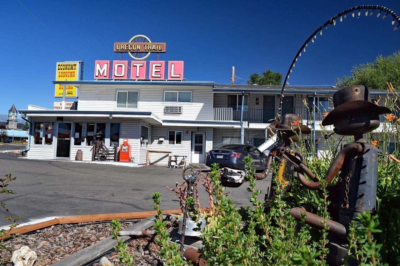 Oregon Trail Motel And Restaurant ベイカー・シティ エクステリア 写真